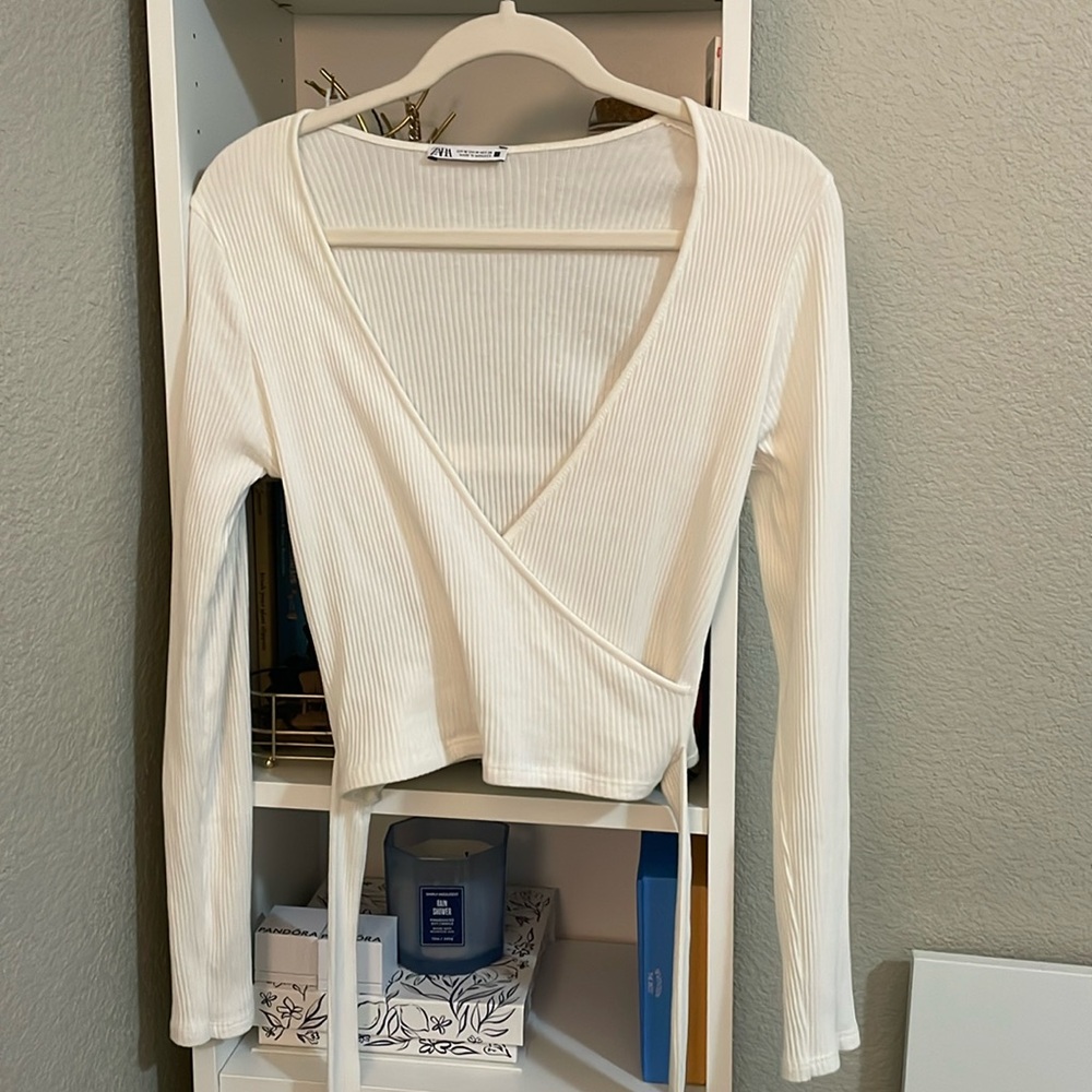 ZARA Ribbed White Long Sleeved Wrap Around/Tie Top